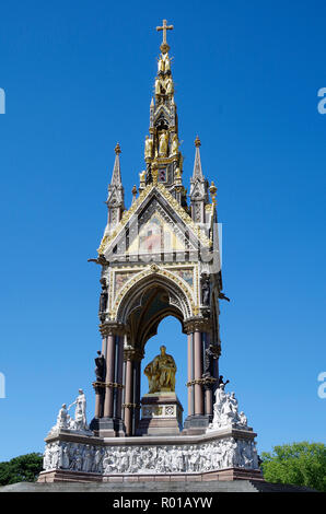 Das Albert Memorial, in Kensington Gardens, London, errichtet 1863-72 zur Erinnerung an Prinz Albert von Sachsen-Coburg, consort Queen Victoria Stockfoto