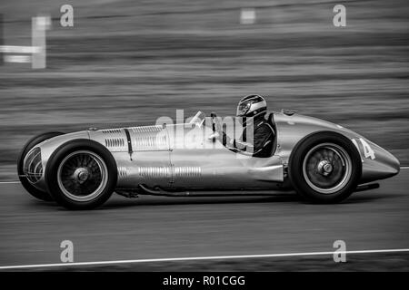 1938 ERA E-Typ GP 1 Fahrer Duncan Ricketts Stockfoto