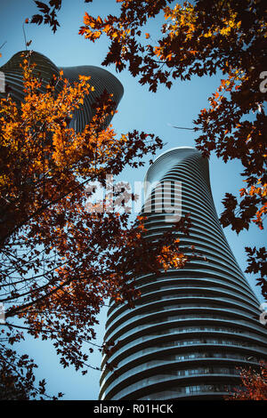 Close-up Winkel der modernen Architektur Türme in Mississauga, Ontario, Kanada Stockfoto