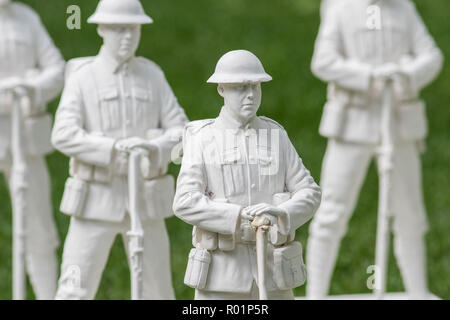 London, Großbritannien. 31. Oktober 2018. "Verlorenen Soldaten'. Jeder erinnert der Künstler Mark Humphrey verfügt über 6 Kunstwerke um Canary Wharf in Verbindung mit der Royal British Legion 100 Jahre seit dem Ende des Weltkrieges 1918 Wprld Kredit zu gedenken: Amer ghazzal/Alamy leben Nachrichten Stockfoto