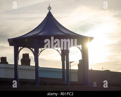 Sheerness, Kent, Großbritannien. 31 Okt, 2018. UK Wetter: einen hellen und sonnigen Nachmittag in Sheerness, Kent. Credit: James Bell/Alamy leben Nachrichten Stockfoto