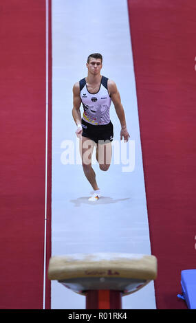 Doha, Katar. 31 Okt, 2018. Lukas Dauser (Deutschland/Unterhaching) auf dem Sprung. GES/Turnen/Gymnastik Weltmeisterschaften in Doha, multi-Disziplin endg., 31.10.2018 - GES/Turnen/Gymnastik Weltmeisterschaften, Doha/Katar: 10/31/2018 - | Verwendung der weltweiten Kredit: dpa/Alamy leben Nachrichten Stockfoto