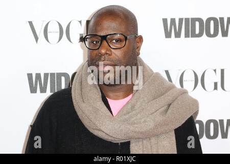 London, Großbritannien. 31 Okt, 2018. Steve McQueen, Witwen - Special Screening in Zusammenarbeit mit der Vogue, Tate Modern Bankside, London, UK. 31 Okt, 2018. Foto von Richard Goldschmidt Credit: Rich Gold/Alamy leben Nachrichten Stockfoto