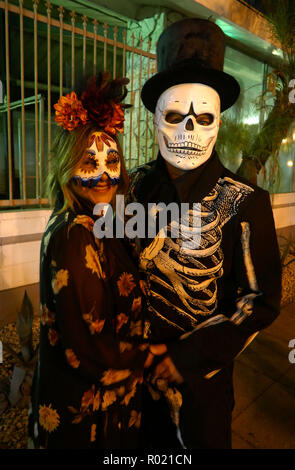 West Hollywood, USA. 31 Okt, 2018. WEST Hollywood, CA - 31. OKTOBER: Eine allgemeine Ansicht der Atmosphäre am 31. Oktober 2018 in West Hollywood Halloween Caranval in West Hollywood, Kalifornien. Credit: Barry King/Alamy leben Nachrichten Stockfoto