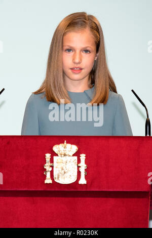 Madrid, Spanien. 31 Okt, 2018. Prinzessin Leonor von Spanien bei der Lesung der Constitución Española anlässlich des 40. Jahrestages der spanischen Verfassung im Instituto Cervantes. Madrid, 31.10.2018 | Verwendung der weltweiten Kredit: dpa/Alamy leben Nachrichten Stockfoto