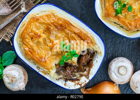 Steak und mushroom Pie - Ansicht von oben Stockfoto