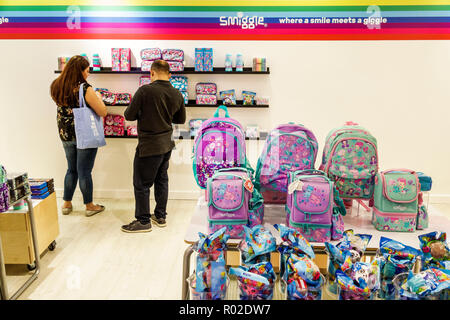 London England, Großbritannien, Marylebone, Kaufhaus Selfridges, Einkaufsshopper Einkaufsshopper Geschäfte Marktmärkte Marktplatz Kauf Verkauf, Einzelhandelsgeschäfte Stockfoto