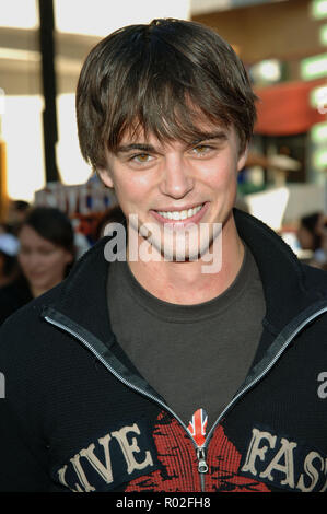 Darren Brooks eintrifft, um den perfekten Mann Premiere auf der Universal Studio Theater in Los Angeles. Juni, 13, 2005. BrooksDarren 133 Red Carpet Event, Vertikal, USA, Filmindustrie, Prominente, Fotografie, Bestof, Kunst, Kultur und Unterhaltung, Topix Prominente Fashion/Vertikal, Besten, Event in Hollywood Leben - Kalifornien, Roter Teppich und backstage, USA, Film, Stars, Film Stars, TV Stars, Musik, Promis, Fotografie, Bestof, Kunst, Kultur und Unterhaltung, Topix, headshot, vertikal, eine Person aus dem Jahr 2005, Anfrage tsuni@Gamma-USA.com Stockfoto