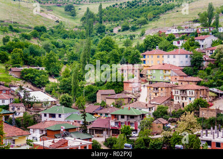 Iznik, Türkei, 10. Mai 2012: Dorf der Tacir auf einem Hügel. Stockfoto