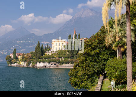 Gärten und Gebäuden der Villa Monastero in Varenna am Comer See, Italien Stockfoto