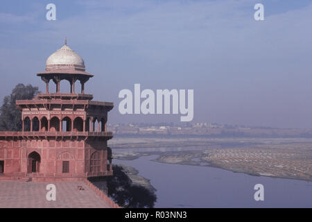 Blick auf den Balkon und Agra Fort Agra, Uttar Pradesh, Indien, Asien Stockfoto