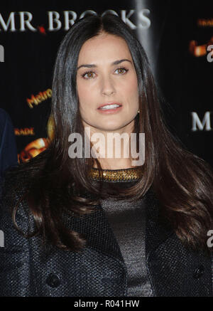 Demi Moore am MR BROOKS Las Vegas Präsentation auf der Showest 2007 in Las Vegas. headshot Lächeln schwarzes Kleid MooreDemi004 Red Carpet Event, Vertikal, USA, Filmindustrie, Prominente, Fotografie, Bestof, Kunst, Kultur und Unterhaltung, Topix Prominente Fashion/Vertikal, Besten, Event in Hollywood Leben - Kalifornien, Roter Teppich und backstage, USA, Film, Stars, Film Stars, TV Stars, Musik, Promis, Fotografie, Bestof, Kunst, Kultur und Unterhaltung, Topix, headshot, vertikal, eine Person aus dem Jahr 2007, Anfrage tsuni@Gamma-USA.com Stockfoto
