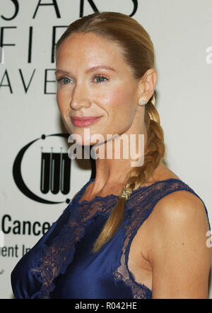 Kelly Lynch an den unvergesslichen Abend Mut Auszeichnungen Anreise mit der EIF Women's Cancer Research Fund im Regent Beverly in Los Angeles zu organisieren. März 1, 2005. LynchKelly003 Red Carpet Event, Vertikal, USA, Filmindustrie, Prominente, Fotografie, Bestof, Kunst, Kultur und Unterhaltung, Topix Prominente Fashion/Vertikal, Besten, Event in Hollywood Leben - Kalifornien, Roter Teppich und backstage, USA, Film, Stars, Film Stars, TV Stars, Musik, Promis, Fotografie, Bestof, Kunst, Kultur und Unterhaltung, Topix, headshot, vertikal, eine Person, von der Stockfoto