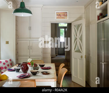 Essbereich in der Küche im Landhausstil Stockfoto