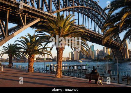 Sydney, Australien, Milsons Point und die Harbour Bridge Stockfoto