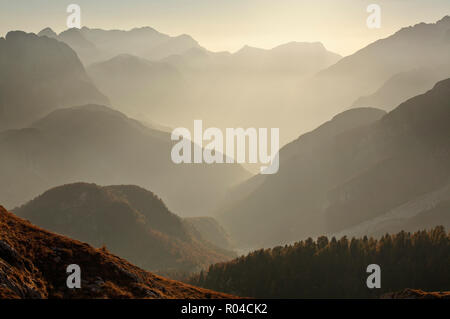 Blick vom Mangrt Pass suchen aus Slowenien nach Italien, Slowenien Stockfoto