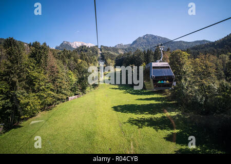 Mit der Seilbahn auf den Jenner Berg, Nationalpark Berchtesgaden, Deutschland, Europa Stockfoto