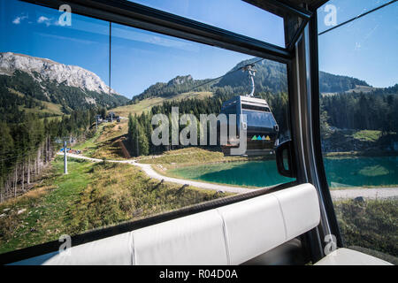 Mit der Seilbahn auf den Jenner Berg, Nationalpark Berchtesgaden, Deutschland, Europa Stockfoto