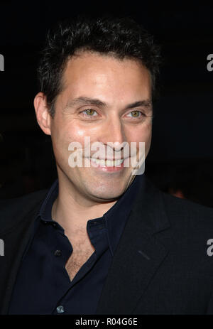 Rufus Sewell Ankunft in die Legende des Zorro Premiere im Orpheum Theater in der Innenstadt von Los Angeles. SewellRufus 202 Red Carpet Event, Vertikal, USA, Filmindustrie, Prominente, Fotografie, Bestof, Kunst, Kultur und Unterhaltung, Topix Prominente Fashion/Vertikal, Besten, Event in Hollywood Leben - Kalifornien, Roter Teppich und backstage, USA, Film, Stars, Film Stars, TV Stars, Musik, Promis, Fotografie, Bestof, Kunst, Kultur und Unterhaltung, Topix, headshot, vertikal, eine Person aus dem Jahr 2005, Anfrage tsuni@Gamma-USA.com Stockfoto