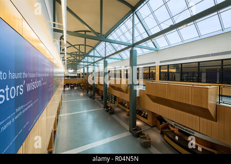 Die große Halle im Allen County Public Library bei 900 Bibliothek Plaza in Fort Wayne, Indiana Stockfoto