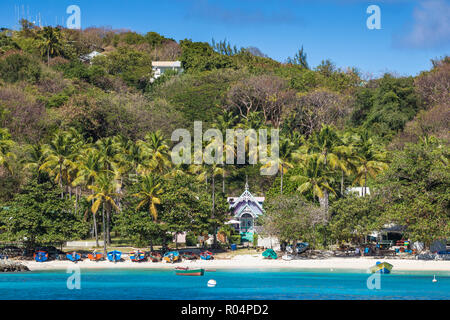 Blick auf das Rosa Haus, Mustique, den Grenadinen, St. Vincent und die Grenadinen, Karibik, Karibik, Zentral- und Lateinamerika Stockfoto