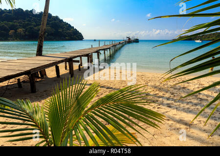 Idyllischen tropischen Strand od Ao Phrao in Ko Mook Island, Thailand Stockfoto