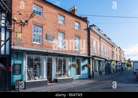 Croft Design kirchlichen Outfitters shop in Barrow Street, Much Wenlock, Shropshire, Stockfoto