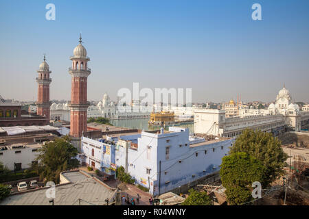 Harmandir Sahib (der Goldene Tempel), Amritsar, Punjab, Indien, Asien Stockfoto