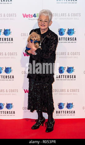 London, Großbritannien. 1. November 2018. Nimmt an der Battersea Hunde & Katzen Home Halsbänder & Mäntel Galaball 2018 Battersea Evolution am November 01, 2018 in London, England Credit: Gary Mitchell, GMP-Media/Alamy leben Nachrichten Stockfoto