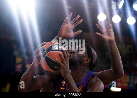 Tel Aviv, Israel. Am 1. November 2018, Palau Blaugrana, Barcelona, Spanien; Turkish Airlines EuroLeague Basketball; FC Barcelona Lassa gegen Maccabi Tel Aviv, Fox Chris Singleton des FC Barcelona Quelle: UKKO Images/Alamy leben Nachrichten Stockfoto