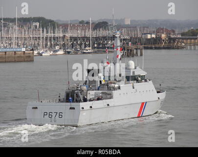 Die Cherbourg basierte Französisches Marineschiff FS Flamant in Portsmouth, Großbritannien am 18. Mai 2018 eintreffen. Stockfoto