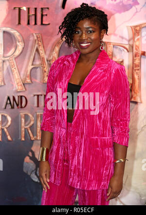 Clara Amfo die Teilnahme an der Europäischen Premiere der Nussknacker und der vier Bereiche auf der Vue, Westfield London statt. Stockfoto