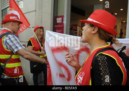 In den Streik Tati's Mitarbeiter protestieren gegen in Lyon, Frankreich Stockfoto