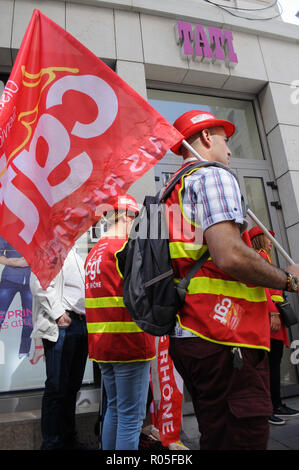 In den Streik Tati's Mitarbeiter protestieren gegen in Lyon, Frankreich Stockfoto