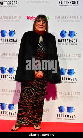 Hilary Alexander kommt zum Battersea Dogs & Cats Home Collars & Coats Gala Ball 2018 an der Battersea Evolution, London. Stockfoto