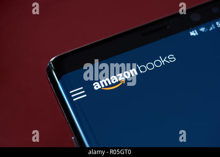 New York, USA - November 1, 2018: Amazon Bücher app Menü Bildschirm des Smartphones Nähe zu sehen. Stockfoto