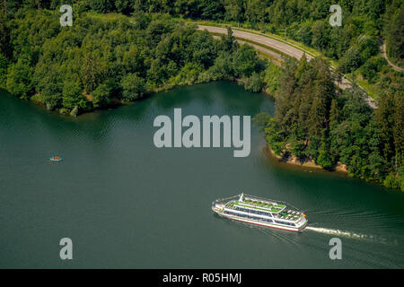 Luftaufnahme, Ausflug Schiff MS Sorpesee der Sorpesee in der Nähe von Amecke, Sundern, Sauerland, Nordrhein-Westfalen, Deutschland, DEU, Europa, Vögel - Augen blick Stockfoto