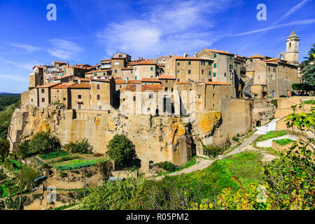 Schöne Farnese Dorf, Panoramaaussicht, in der Nähe von Viterbo, Latium, Italien. Stockfoto