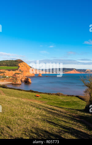 Ladram Bay und in der Ferne, Plymouth, Devon, Großbritannien. Stockfoto