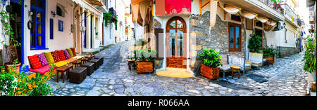 Traditionelle Bars und Tavernen in Griechenland. Insel Skiathos Stockfoto