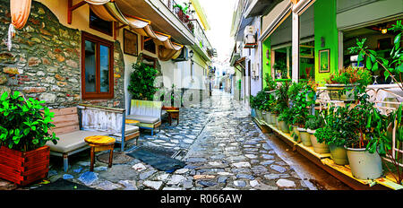 Traditionelle Bars und Tavernen in Griechenland. Insel Skiathos Stockfoto