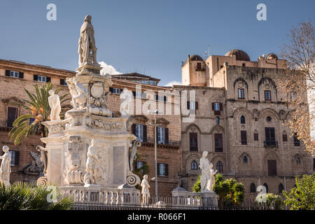 Teatro Marmoreo Brunnen zu Ehren von Philip V, Piazza Della Vittoria, Palermo, Sizilien, Italien Stockfoto