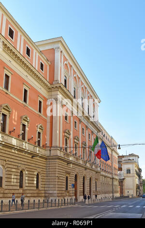 Das italienische Ministerium für Verteidigung, Gebäude in der Via XX Settembre in Rom, Italien Stockfoto