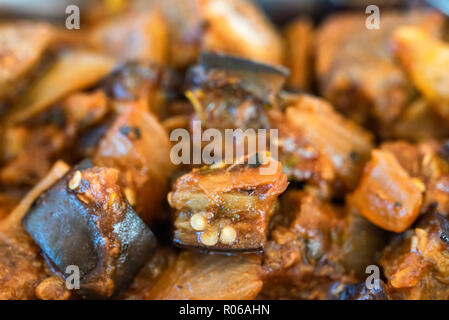 Aubergine Eintopf mit Fleisch Nähe zu sehen. Stockfoto