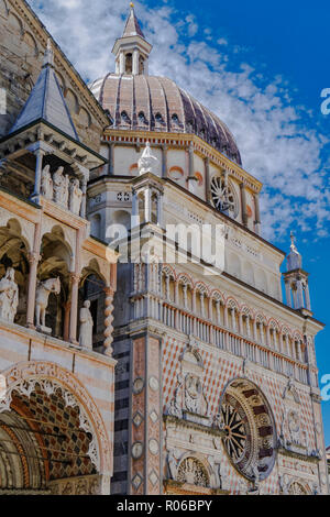 Capella Colleoni, Kapelle der Basilica di Santa Maria Maggiore, Piazza Duomo in Citta Alta (Altstadt), Bergamo, Lombardei, Italien, Europa Stockfoto