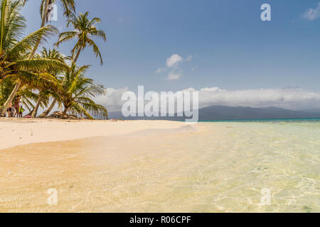 Die schöne Insel Pelicano in den San Blas Inseln, Kuna Yala, Panama, Mittelamerika Stockfoto