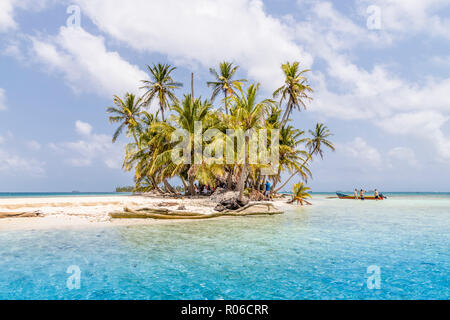 Die schöne Insel Pelicano in den San Blas Inseln, Kuna Yala, Panama, Mittelamerika Stockfoto