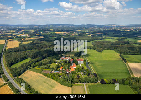 Luftbild, Übersicht Schlossanlage Schloss Harkotten Harkotten, Wappensaal, Schloss Harkotten Schloss Harkotten von Ketteler, Grundbesitz GmbH & Co.K Stockfoto