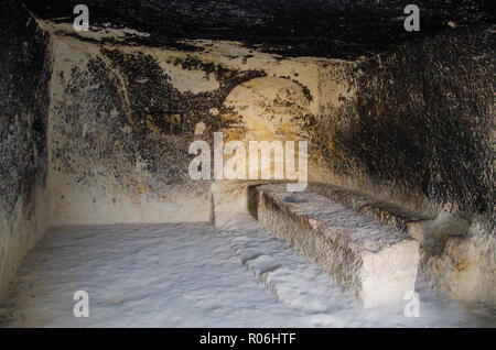 Kappadokien - Türkei - August 2018: Die zerklüfteten Felsen Kirche. Stockfoto