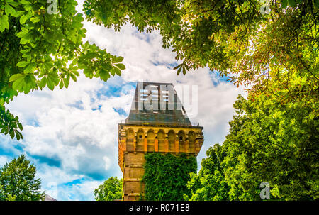 Hochhaus Bunkers Hochbunker am Augustinerhof. Bonn, Deutschland. Stockfoto